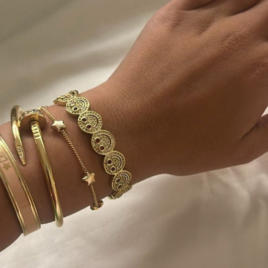 Gold Star Bracelet