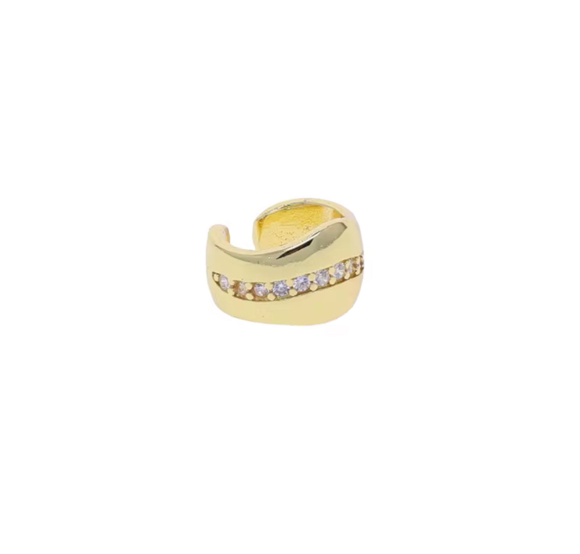 Lila Earcuff